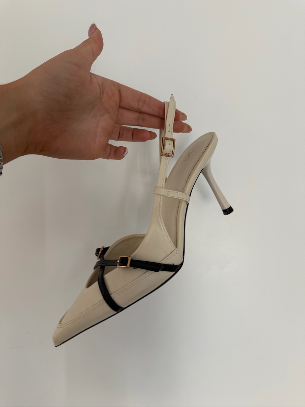 Zara Cream Pointed-Toe Slingback Heels with Black Straps